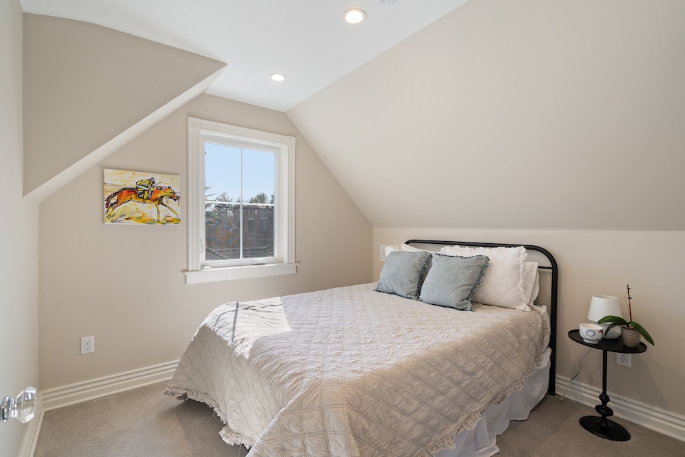 Derby City's Finest Luxury Home With Guest House In Fabulous Location