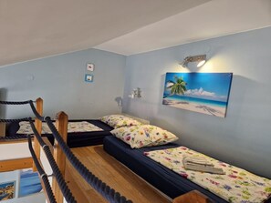 1 bedroom, iron/ironing board, WiFi, bed sheets - Seaside apartment Mirna (Turanj)