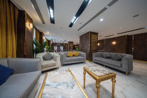 Sala de estar en el lobby