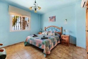 4 camere, Wi-Fi, lenzuola