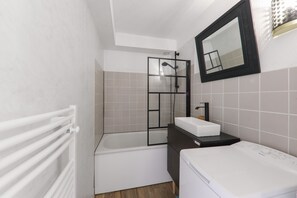 Hair dryer - 300 m from the beach - House for 4 with garden (Sarzeau)