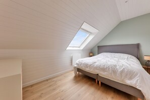 5 bedrooms, free WiFi