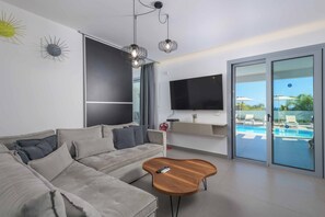 Smart TV, video games, table tennis