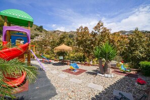 Children’s area - Villa Rosandra - Three Bedroom Villa, Sleeps 6 (Málaga)