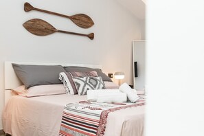 1 chambre, fer et planche à repasser, Wi-Fi gratuit, draps fournis