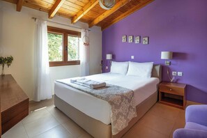 3 bedrooms, WiFi, bed sheets