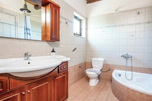 Douche, serviettes fournies