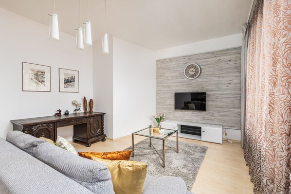 Apartament de luxe | 2 dormitoris, roba de llit d'alta qualitat i planxa i posts de planxar 