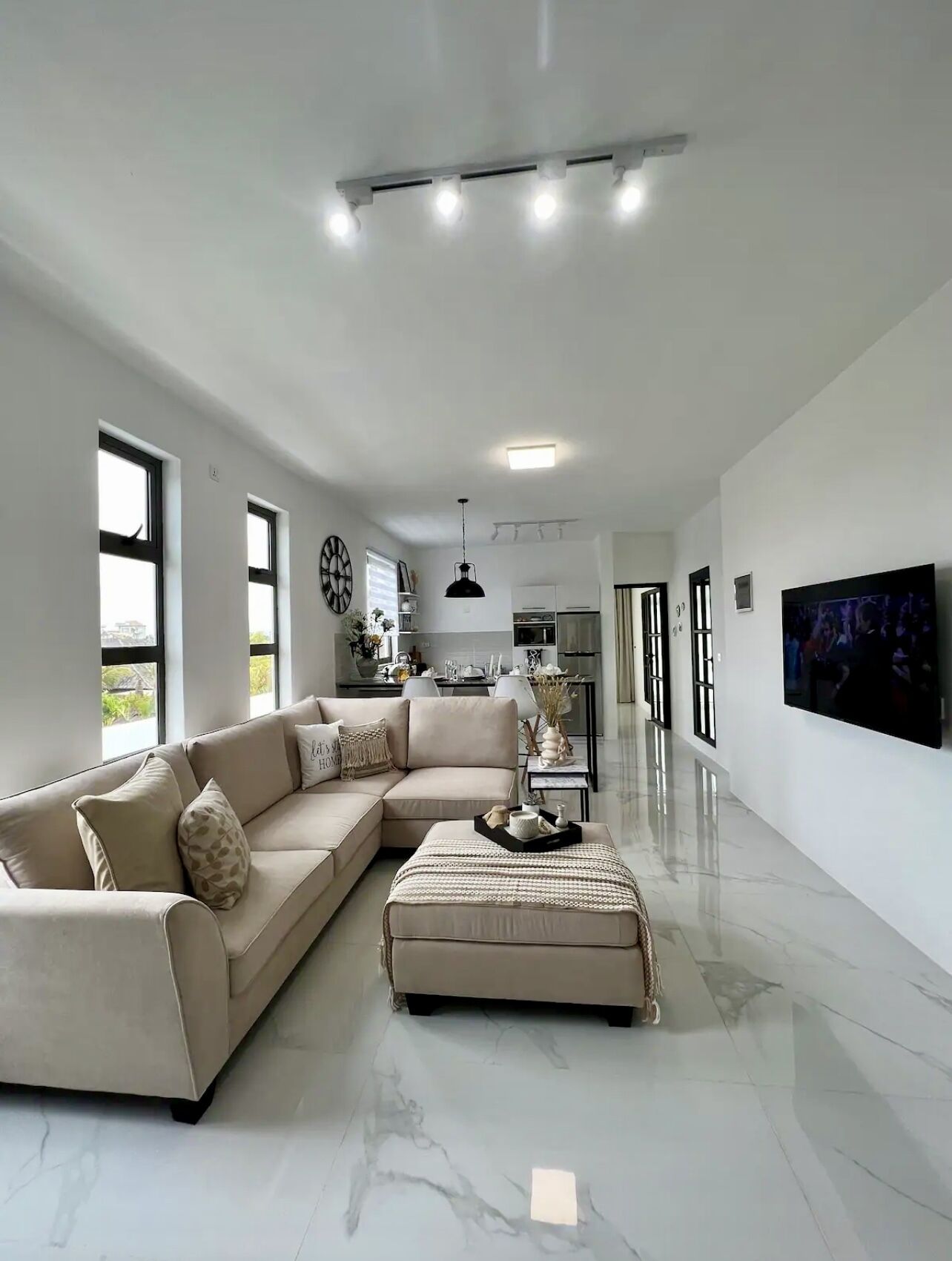 Apartment | Living area