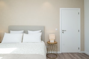 2 bedrooms, iron/ironing board, WiFi, bed sheets - Casa Buganvília (Funchal)