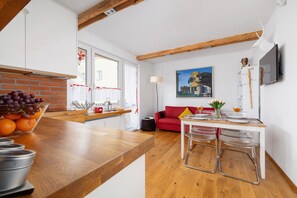 Apartament, 2 dormitoris, balcó, al costat de la muntanya | Sala d'estar