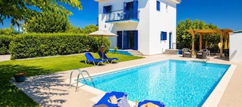 Villa Rotiana - Drei Schlafzimmer Villa, Schläft 6