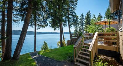 Lake Front New Remodel w/ Hot Tub- Coeur d'Alene