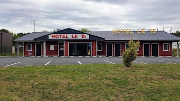 Façade de lâhĂ©bergement