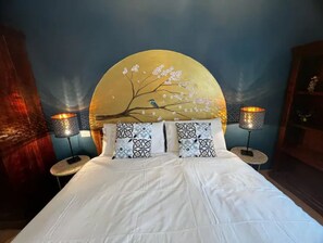 2 habitaciones, tabla de planchar con plancha, wifi y ropa de cama