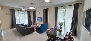 Living area - Teratak Teratai Homestay- Corner (Beranang)