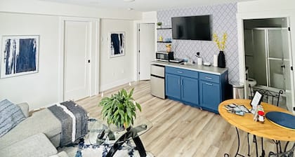 The Governor's Suite - An executive oasis featuring a hot tub, fire pit and BBQ!