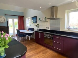 Dining - Charming House in Rural Suffolk (Cretingham)