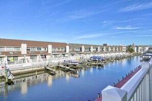 Marina - Chateau 202B is a Gorgeous Bayside Condo , perfect for the family getaway! (Ocean City)