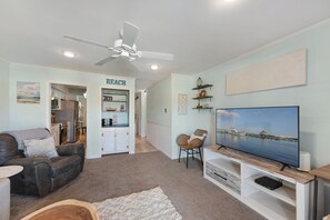 TV, DVD player - Chateau 202B is a Gorgeous Bayside Condo , perfect for the family getaway! (Ocean City)