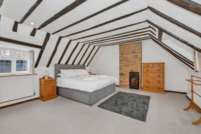 Charming Cottage in Barton Mills