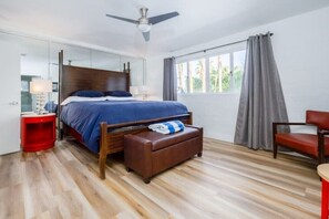 6 bedrooms, desk, travel cot, WiFi - Casa Del Sol, a Mid-Century gem in the desert
(Palm Springs)