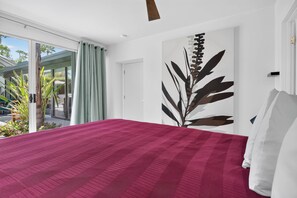 6 bedrooms, desk, iron/ironing board, WiFi - Casa Del Sol, a private Palm Springs Oasis (Palm Springs)