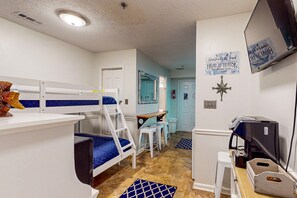 Interior - Ocean-view condo near the beach with private balcony & seasonal pool (Myrtle Beach)