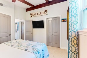 2 slaapkamers, een strijkplank/strijkijzer, wifi, beddengoed