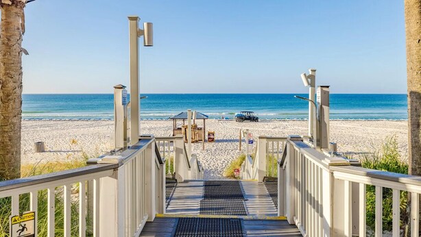 On the beach - Calypso #1208W, Vendor Beach Service! Heated Pool! (Panama City Beach)