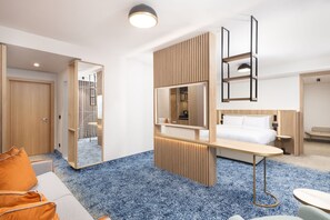 Elite-Suite, 1 King-Bett und Schlafsofa, Nichtraucher, Stadtblick | 1 Schlafzimmer, Zimmersafe, schallisolierte Zimmer
