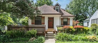 Music Room Basement Apartment w/ Private Entrance