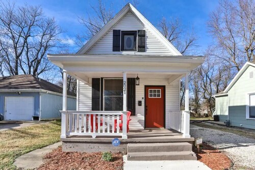 Renovated 100+ year old Benton Ave. Bungalow