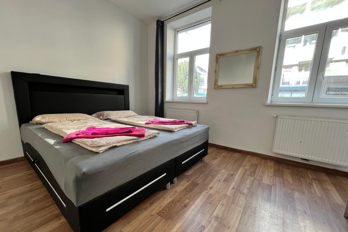 Economy Twin Room | Free WiFi