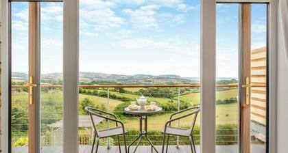 1 bedroom accommodation in West Quantoxhead