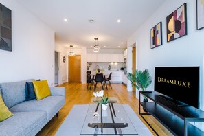 Apartment | Living area - Remarkable 2-bed Apartment in Birmingham (Birmingham)
