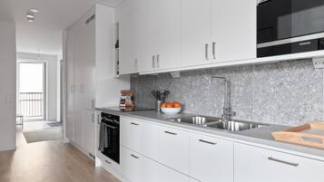 Microwave, oven, dishwasher