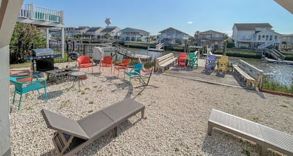 Coastal Comfort - A cute beach cottage!