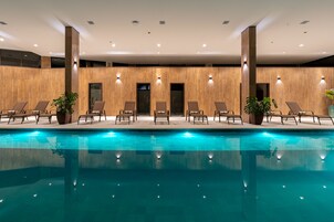 Una piscina techada