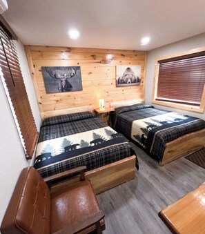 1 bedroom, premium bedding, memory foam beds, desk