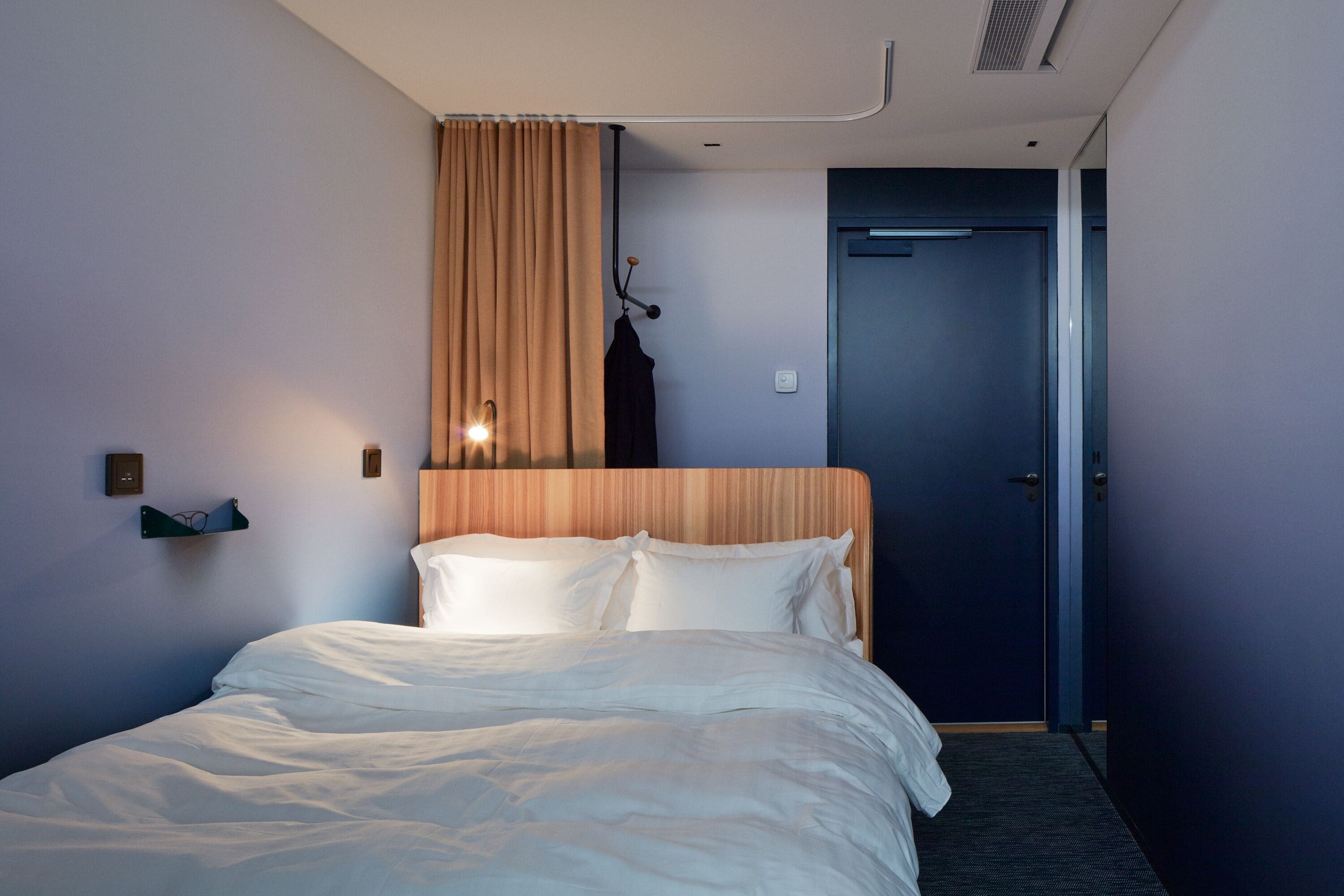 City Double Room, No Windows, Self Check-in (ID Required)