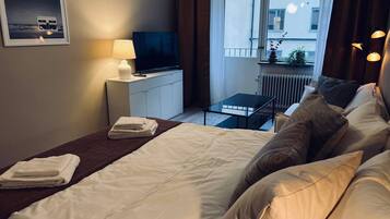 1 bedroom, iron/ironing board, free WiFi, bed sheets