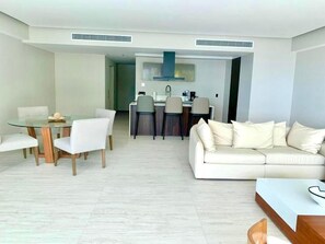 Flat-screen TV - Parklife Narval Vacational (Bucerías)