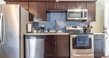 160 Year Old Remodeled Victorian Home In Mooresville