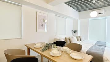Desk, laptop workspace, iron/ironing board, free WiFi