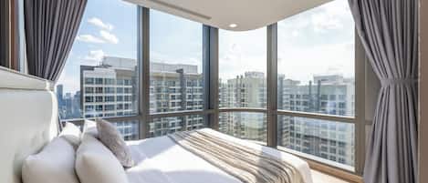 Deluxe Apartment, 2 Bedrooms, City View | Premium bedding, in-room safe, individually decorated