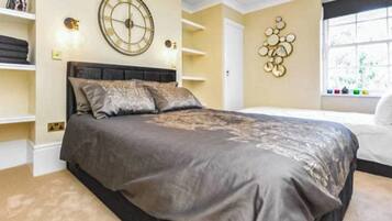 2 bedrooms, free WiFi, bed sheets