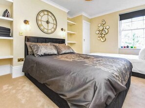 2 chambres, Wi-Fi gratuit, draps fournis