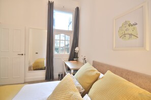 3 chambres, bureau, Wi-Fi gratuit