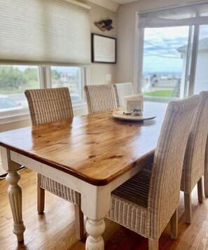 Dining - 88 Town Neck Road - Pet-friendly home steps from beach with breathtaking views (Sandwich)